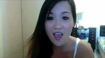 台女唱嘻哈 Asian girl singing 