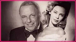 Kylie Minogue & Frank Sinatra - Santa Claus Is Coming To Town