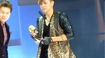 罗志祥 - 2/11/2012 全球华语歌曲排行榜 最受欢迎男歌手奖