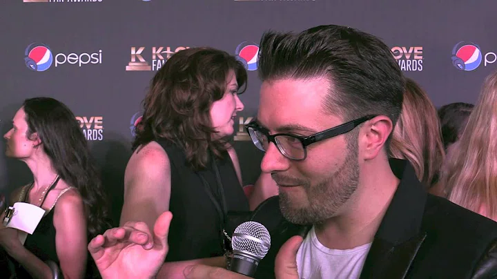 Colton Dixon, Danny Gokey, and Kari Jobe talk with Hear It First on the K-LOVE Red Carpet