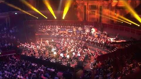 UNCHARTED NATE'S THEME **Playstation in Concert** ROYAL PHILHARMONIC ORCHESTRA