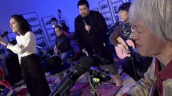 River Band 河乐队 with Song Dongye 宋冬野 - Tooth and Love 牙齿与爱情 - Some Chinese Folk Songs and others...