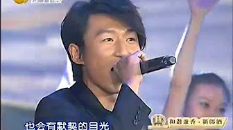 歌曲《奔跑》还是要听原唱，陈羽凡舞台上魅力十足！