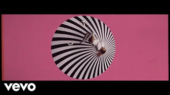 Ariana Grande ft. Iggy Azalea - Problem (Official Video)