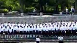 広岛の平和公园での高校生コーラス。川端合唱。HS Choir on the river in Hiroshima.