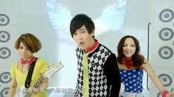 李炜、刘心、武艺演唱、艾梦萌、杨蕾出演的《潮流运动》广告MV片段
